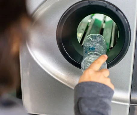 L9Xx0F86thF3KFKn4t9mA-transforme1d